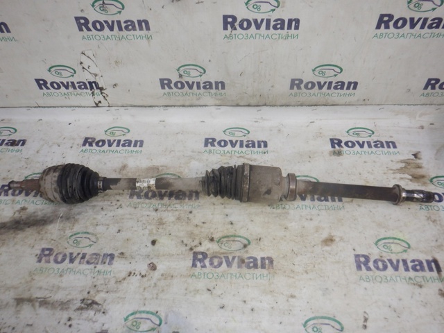 Піввісь передня, права 8200930509 RENAULT