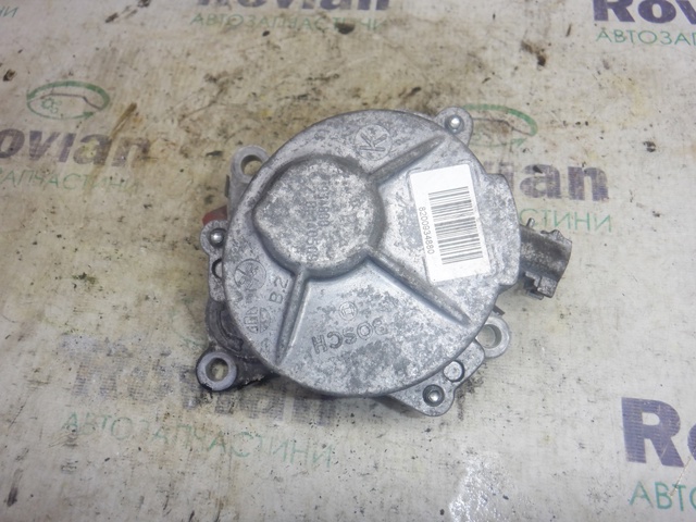 Насос вакуумний 8200934880 RENAULT