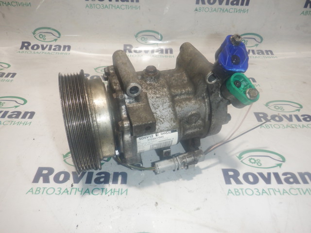 Насос кондиціонера 8200953359 RENAULT