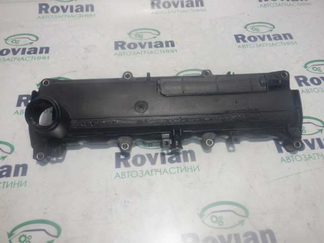 Кришка клапанна 8201034955 RENAULT