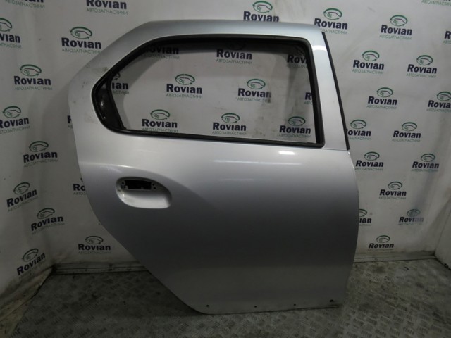 Двері задні, праві 821005024R RENAULT