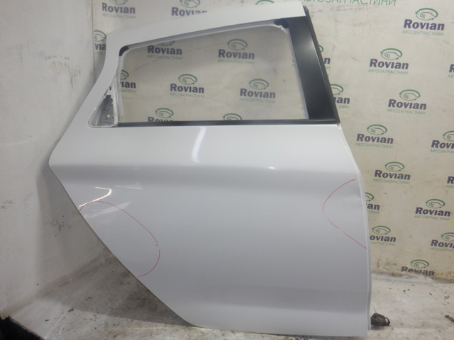 Двері задні, праві 821008742R RENAULT