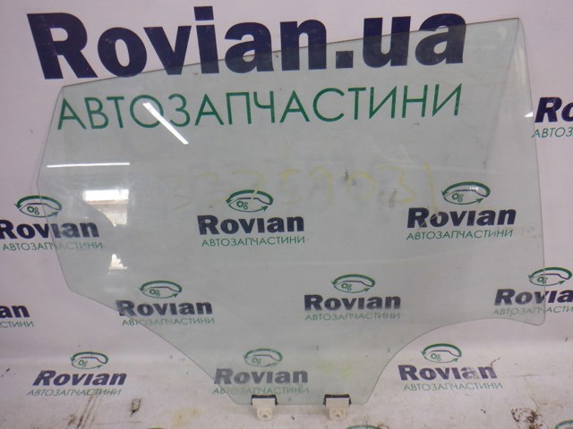 Скло заднє праве 823004EA0A NISSAN