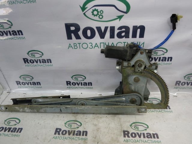 Склопідйомник (механізм переміщення скла) 824023E000 HYUNDAI