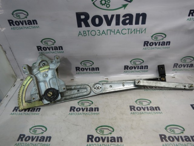 Механізм склопідіймача двері передньої, правої 824023E002 HYUNDAI