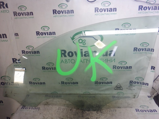 Скло водійських дверей 824111H020 HYUNDAI