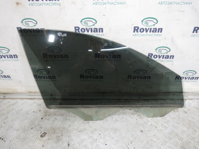 Скло пасажирських дверей 824211H020 HYUNDAI