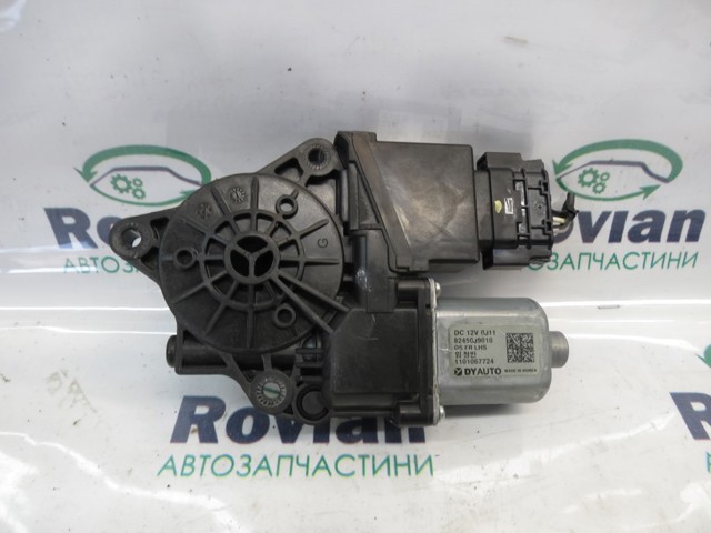 Мотор склопідйомника дверей передніх, лівих 82450J9010 HYUNDAI