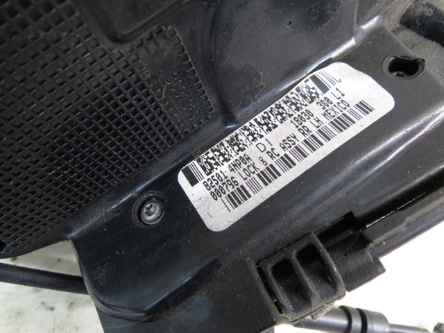 Замок задніх дверей, лівих 825014NP0A NISSAN