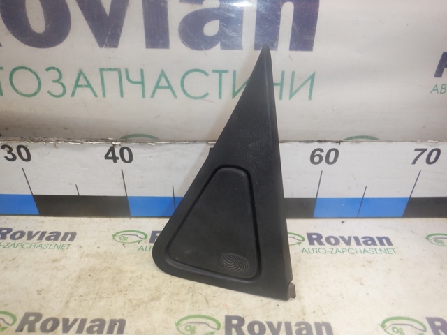 Ручка задніх дверей зовнішня, права 826067946R RENAULT