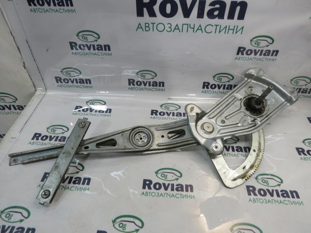 Склопідйомник задніх правих дверей 827200005R RENAULT