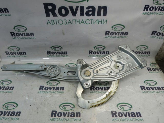 Механізм склопідйомника двері задньої, правої 827208148R RENAULT