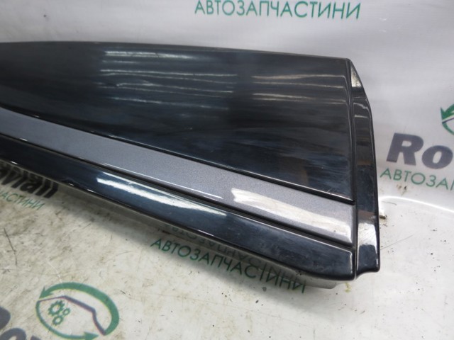 Молдинг задніх правих дверей 828762614R RENAULT