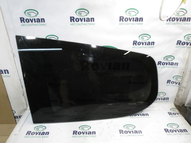 Скло багажника, ліве 833074470R RENAULT