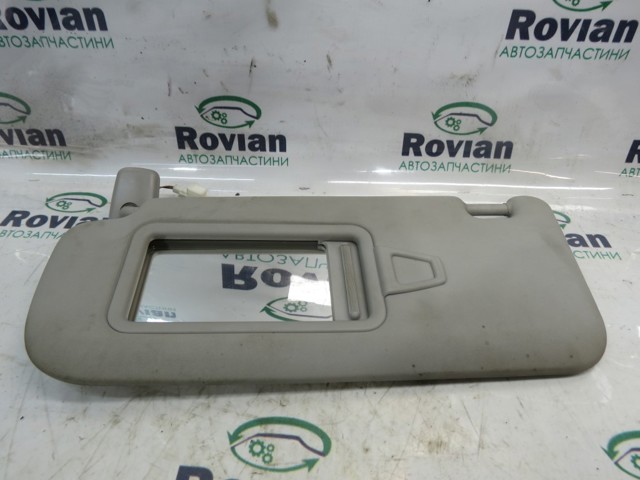 Козирок 852011H010ED HYUNDAI