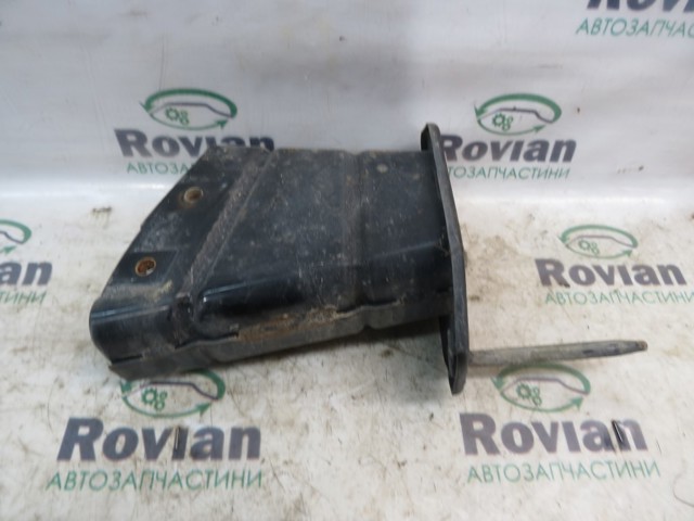 Кронштейн підсилювача заднього бампера 86642J9100 HYUNDAI
