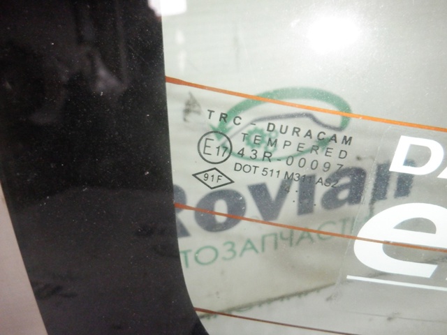 Скло заднє 903000563R RENAULT