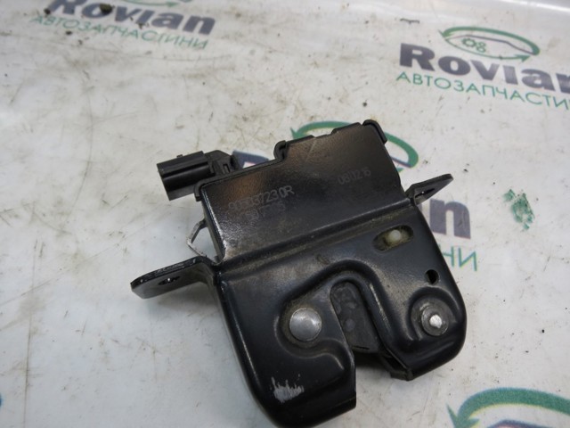 Замок кришки багажника 905037230R RENAULT