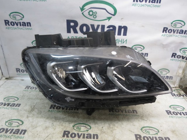 Фара комбінована, передня 92102J9600 HYUNDAI