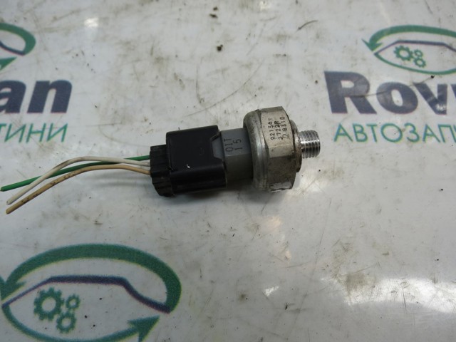 Датчик тиску кондиціонера 921361722R RENAULT