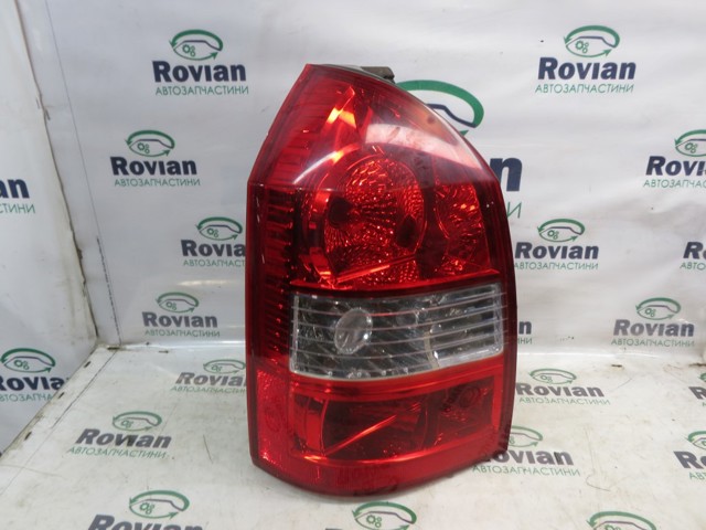 Ліхтар задній лівий Hyundai Tucson 1