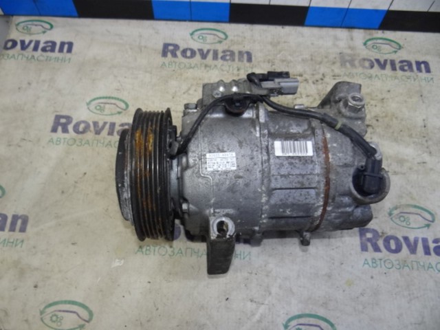 Компресор кондиціонера 926004BA1A NISSAN