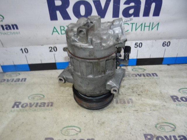 Компресор кліматичної установки 926004BA1A NISSAN
