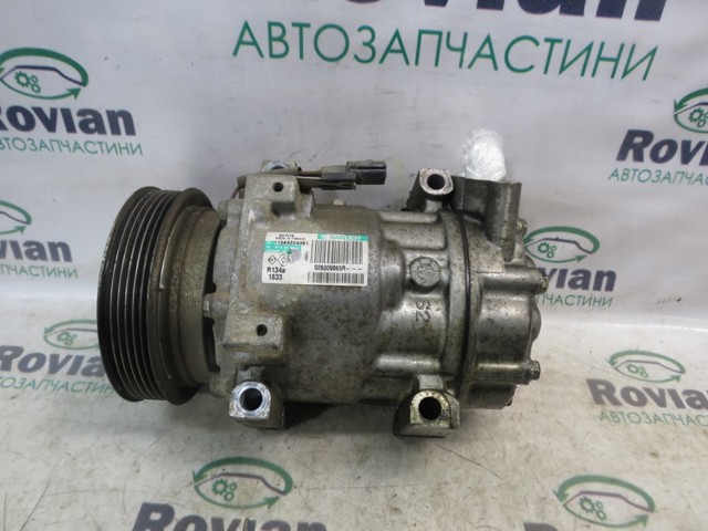 Компресор кліматичної установки 926009865R NISSAN