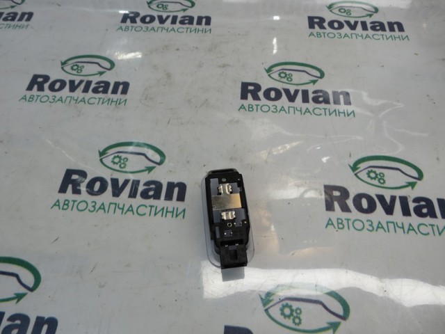Плафон підсвітки багажного відсіку 92620B2000 HYUNDAI
