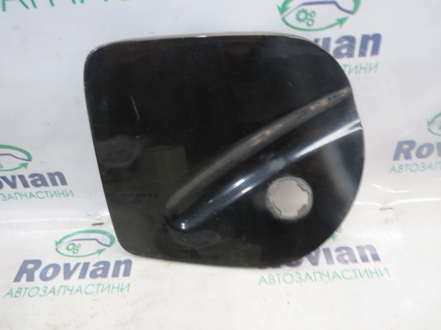 Лючок паливного бака Nissan Navara NP300 3