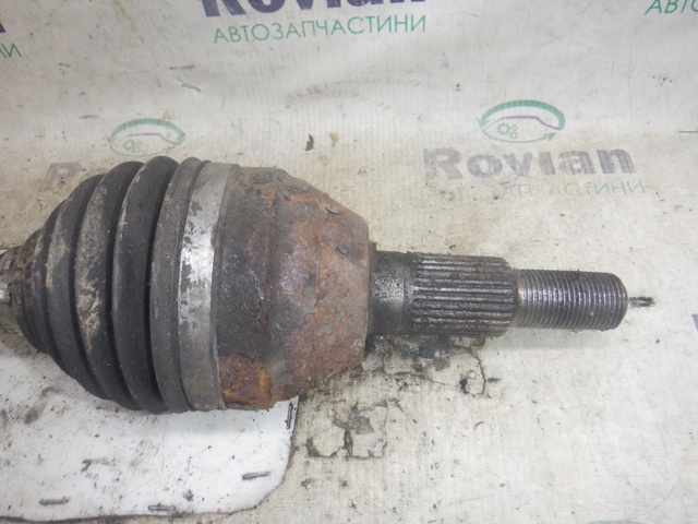 ШРУС внутрішній, передній, правий 95480034 GM
