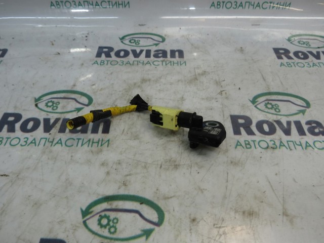Датчик Ейрбег передній 95920K4000 HYUNDAI