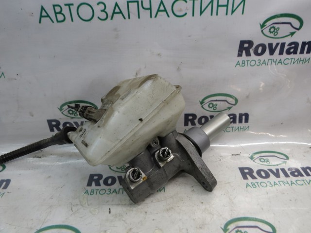 Циліндр гальмівний, головний 9654002180 PEUGEOT