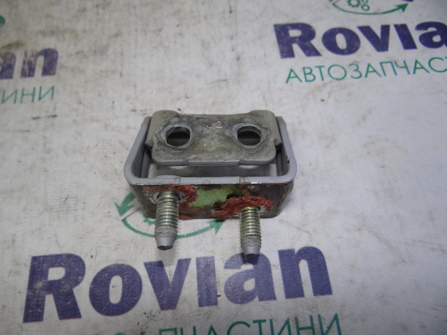 Петля третіх/п'ятих дверей 96549038 GM