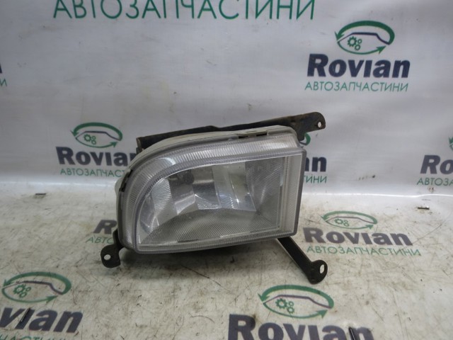 Права протитуманні фари 96551094 GM