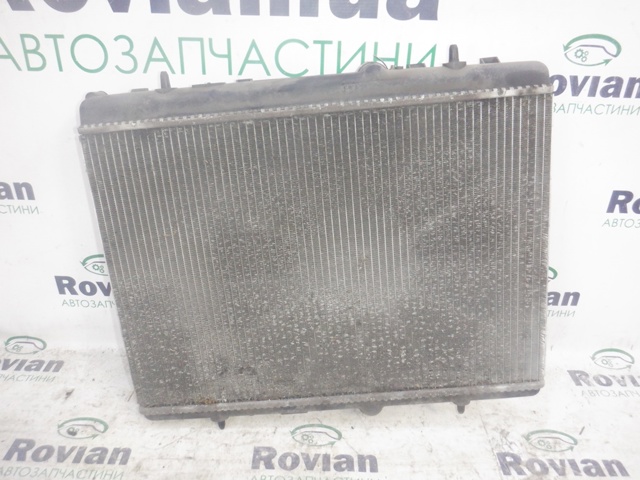 Радіатор двигуна 9657576580 PEUGEOT