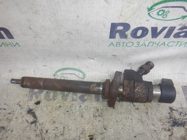 Форсунка паливна 9658194180 PEUGEOT