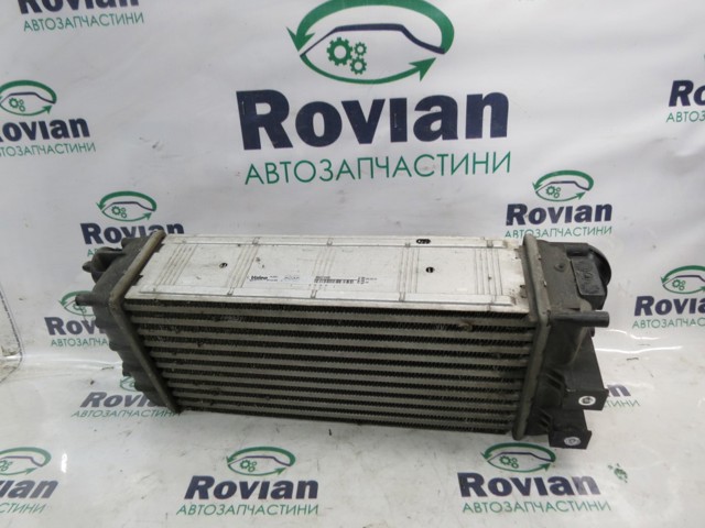 Радіатор інтеркулера Пежо 308 200