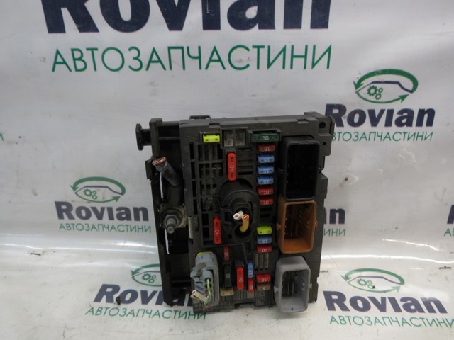 Монтажний блок 9807028580 PEUGEOT