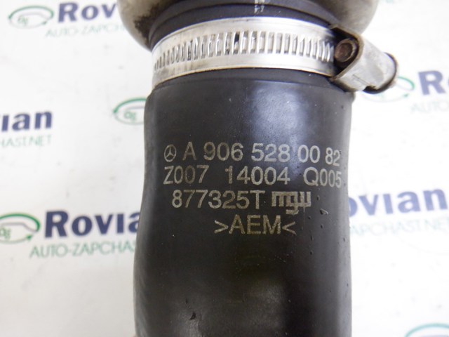 Шланг/патрубок интеркуллера A9065280082 MERCEDES