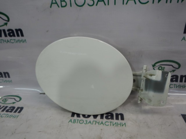 Дверцята бензобака Мазда 5 I