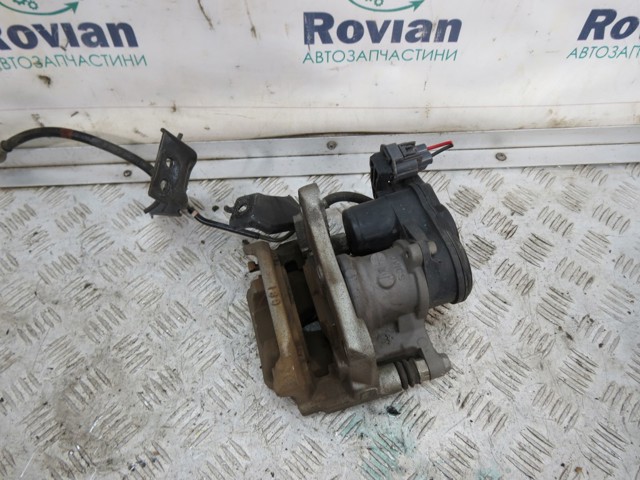 Супорт гальмівний задній правий D40006RA0A NISSAN