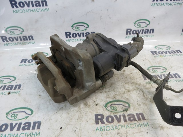 Задній гальмівний супорт лівий D40106RA0A NISSAN