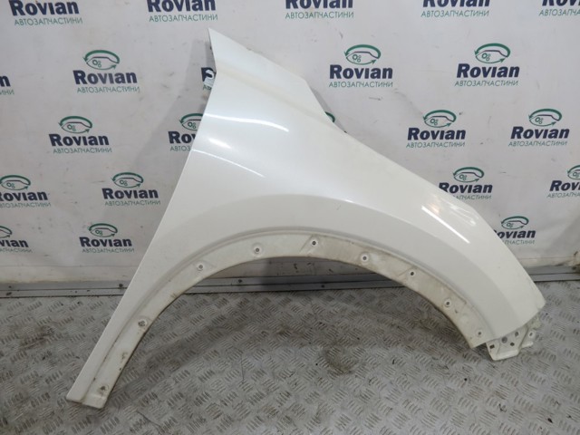Переднє праве крило F31006RAMA NISSAN