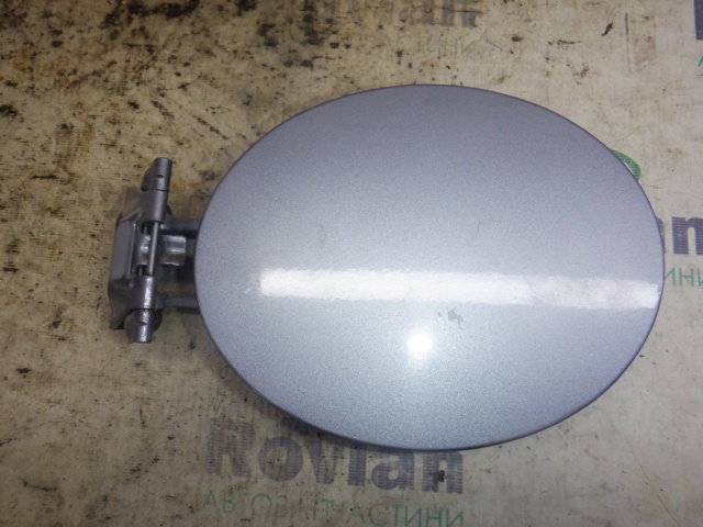 Лючок паливного бака G21B42410D MAZDA