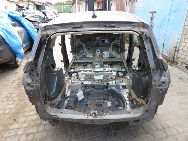 Бічна частина задня ліва GJ5Z7827841A FORD