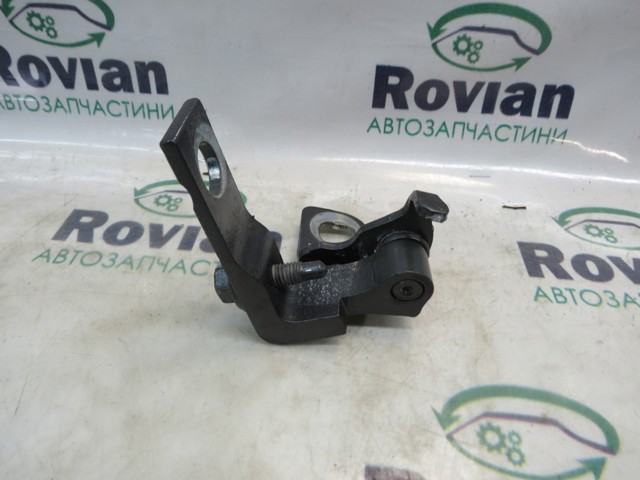 Петля заднтої двері, лівої H1BZ5826811A FORD