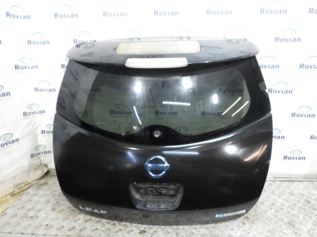 Задні двері багажника K010M3NAMB NISSAN