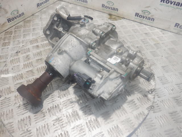 Коробка роздавальна в зборі LX6Z7251V FORD