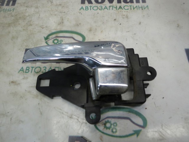 Ручка дверей лівих, внутрішня, перед/зад MN105359 MITSUBISHI